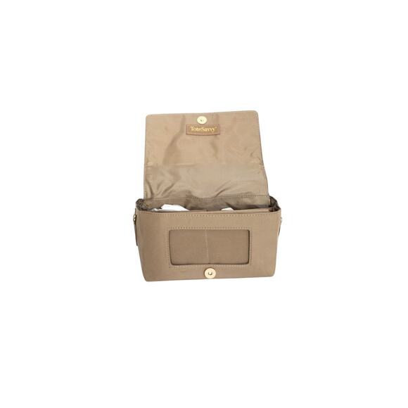 Tote Savvy Change Bag in Fawn. Crossbody with Stripe Strap.
changing pad - Picture 5 of 8